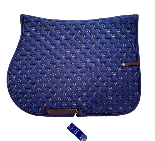 Side view of saddle pad