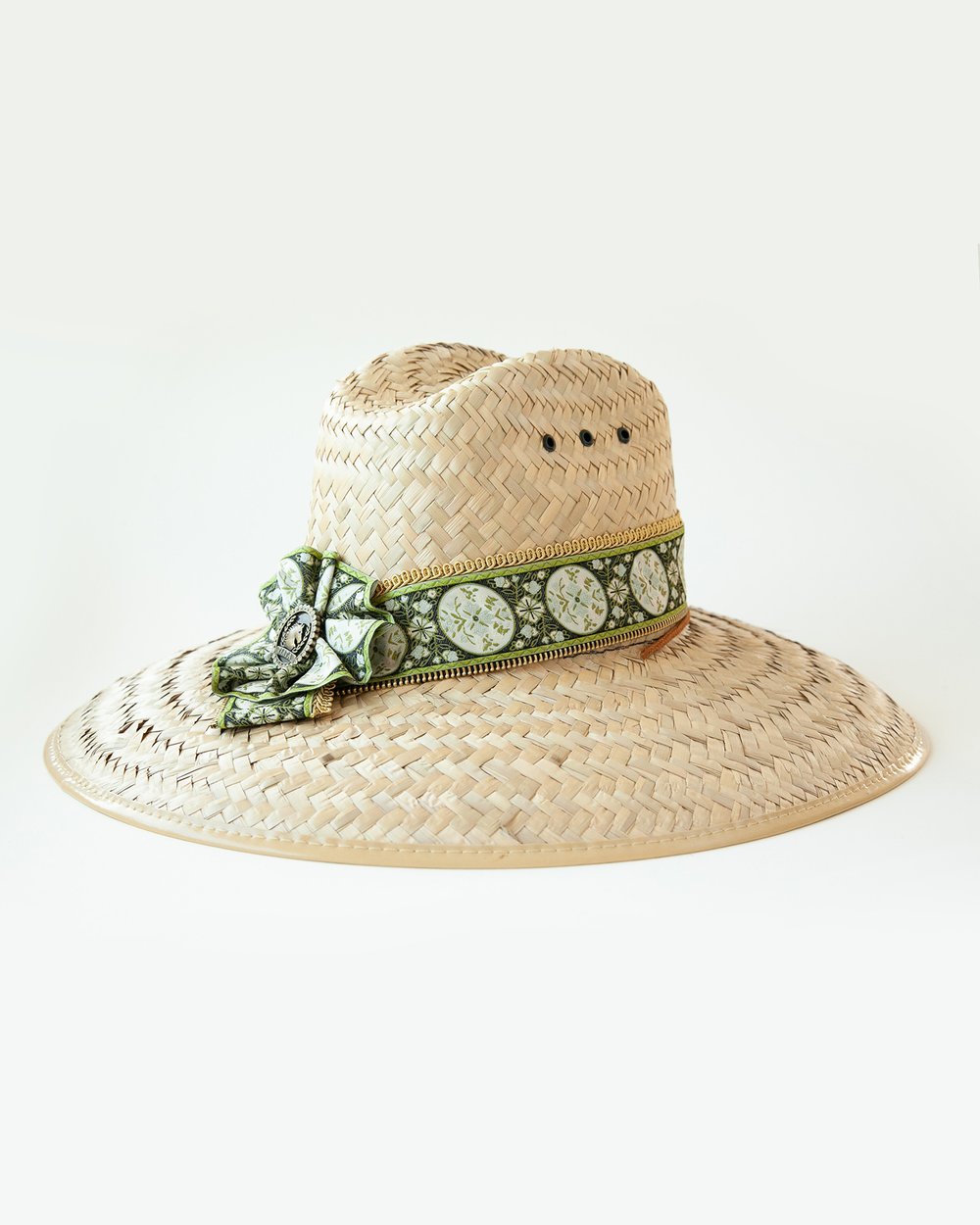 Woven hat with Moss patterned ribbon