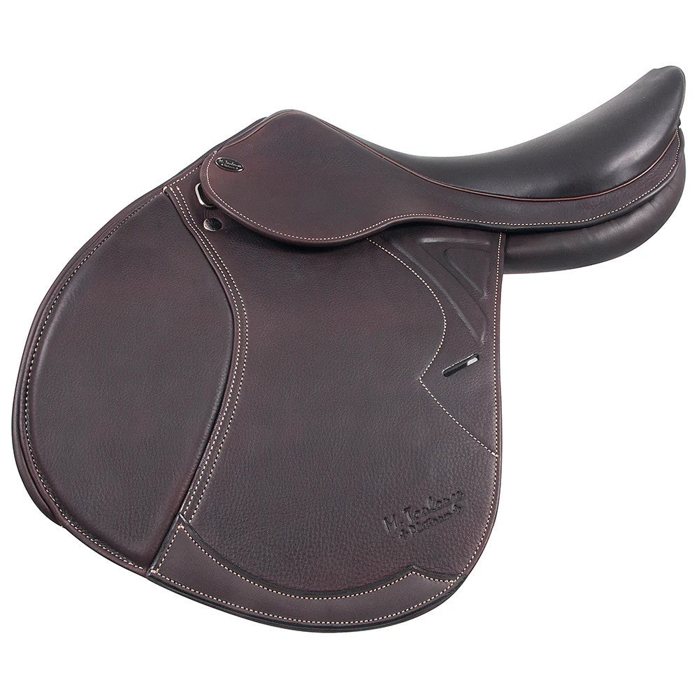 Left side view of saddle