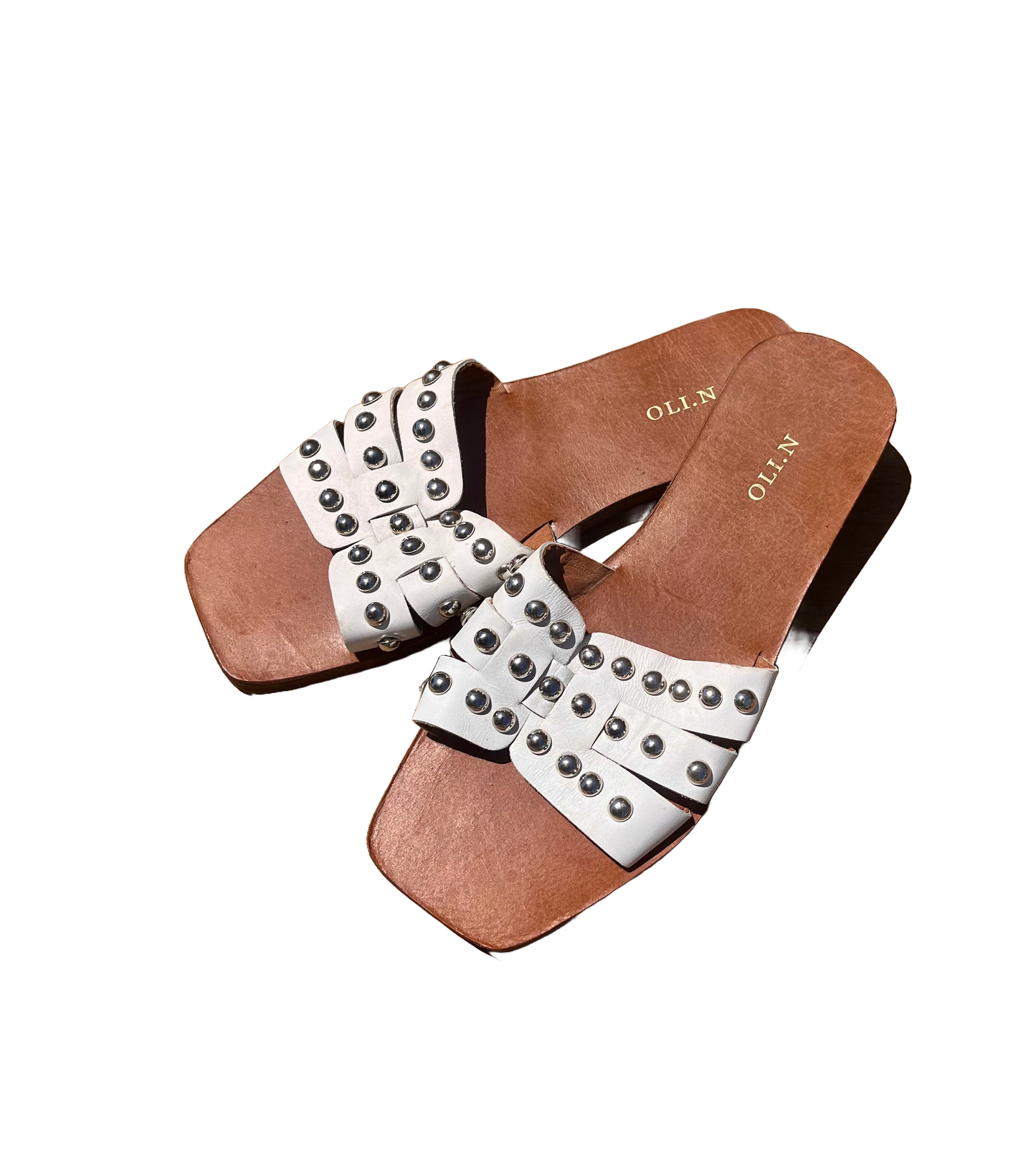 Sandals with rivets and white leather